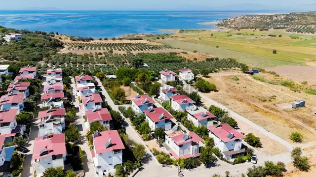 Denız Ve Doğa Manzaralı 3+1 Trıpleks