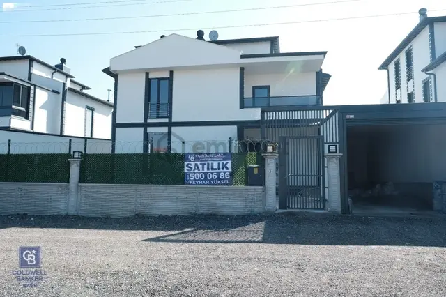 Kahramankazan Da Satılık 390 M2 Prestijli Villa 1