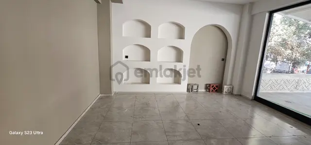Ayb Gayrimenkulden Pazaryerinde Kiralık Dükkan 1