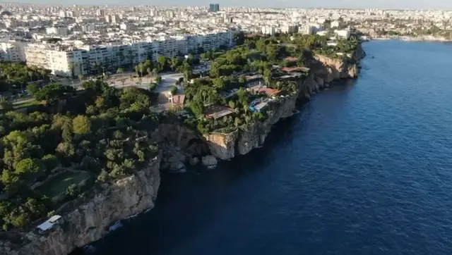 Antalya Deniz Manzaralı Eşsiz Restoran Devren Uygun Kira Yüksek Potansiyel Elit Lokasyon 1