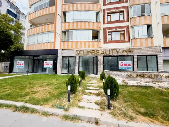 Kaçmaz Emlak'tan Hazardağlı Kavşağı Kiralık 2 Adet 588 M2 Dükkan