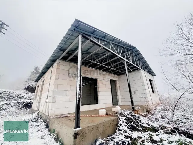 Gölyaka Yunusefendide 2.000 M² Arsa İçinde Müstakil Ev 1