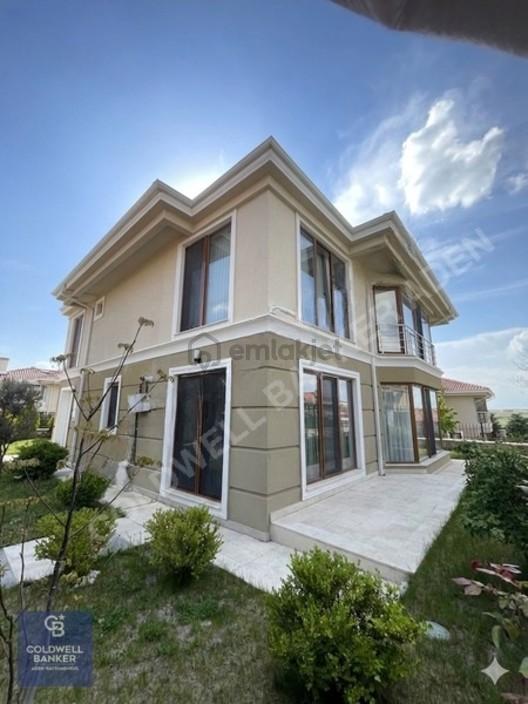 Karacakaya Mebuskent'te Geniş Bahçeli, Ferah 3+1 Villa