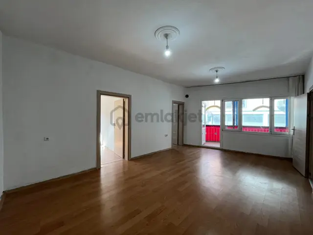 Gümüşpalada Sağlık Ocak Ve Okul Yakını Ara Kat 2+1 Kiralık Daire 1