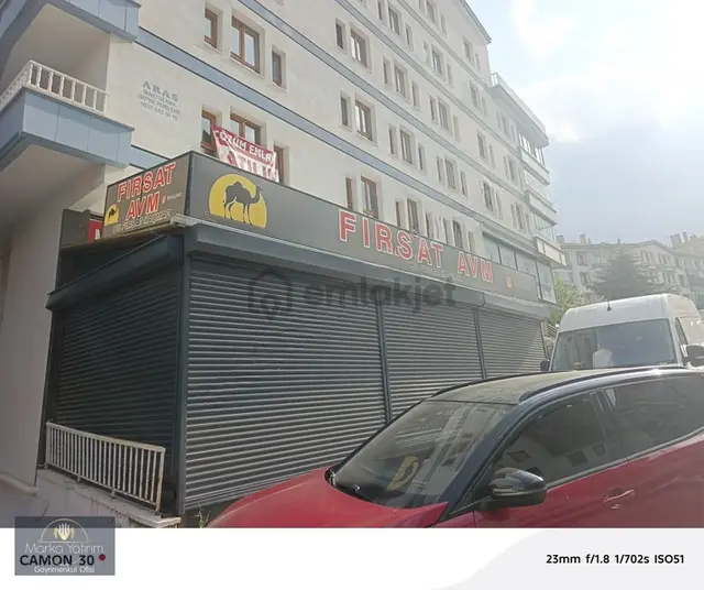 Esertepede 360 M2 Geniş Cepheli Her İşe Uygun Kiralık 1