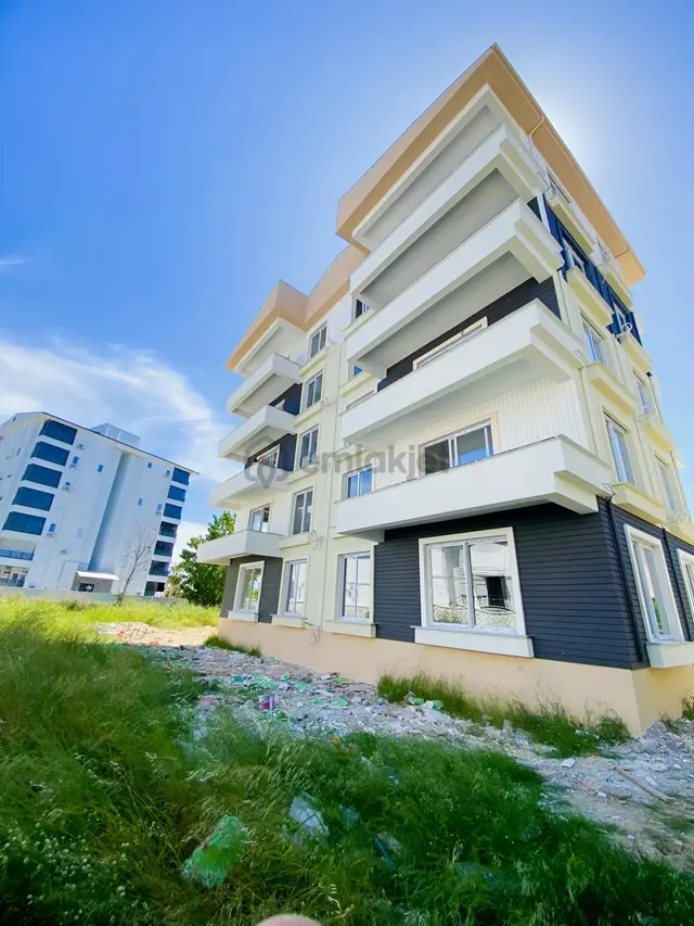 Antalya Serikte Merkezi Konumda 2+1 Lüks Satılık Daireler 1