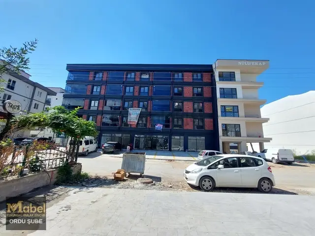 Mabel'den Cumhuriyet Mah.final Okulları Arkasında Satılık 2+1 1