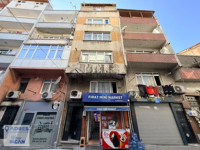 Kağıthane Gültepe Mah. Caddeye Paralel Satılık 5 Daire 1 Dükkan