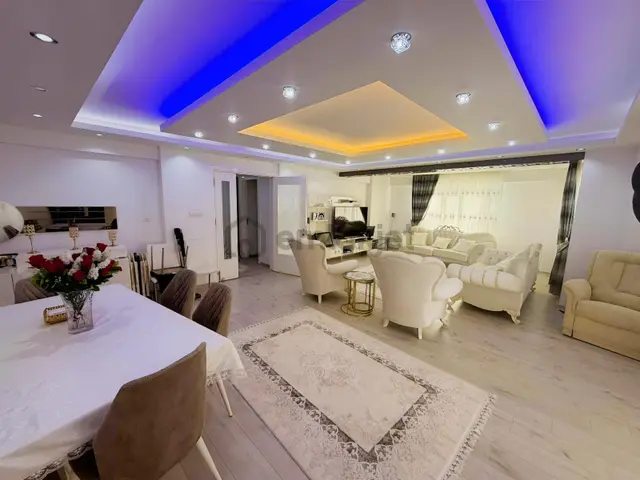 Karamanda 4+1 208 M2 Satılık Daire