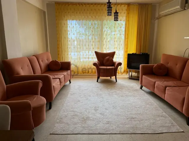 Lemas Emlak : Karatepe Esen Sitesinde Eşyalı Kiralık Villa 1