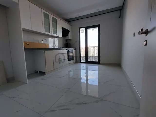 Çerkezköy Tepe'de Şehir Ve Doğa Manzaralı, Havuzlu 3+1 Daire