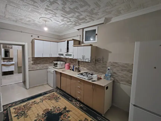 Metro Yakını Evcil Hayvana Uygun Eşyalı Kiralık 2+1 Müstakil 1