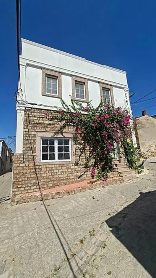 Karaağaç'ta Kiralık,2+1 Rum Evi, Deniz Manzaralı