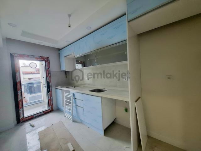 Bahcelievler Siyavuşpaşa Da Sıfır 2+1 85 M2 Daire