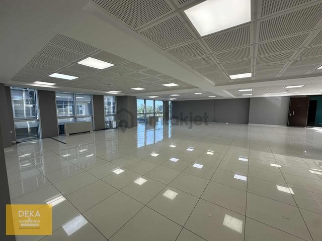 Deka Gayrimenkul'den İlkadım Şehrin Kalbinde Kiralık 300 M² Ofis 1