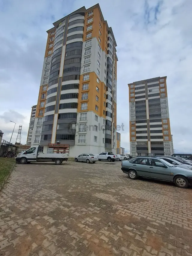 Ebeveyn Banyolu Site İçi Lüks 3+1 1
