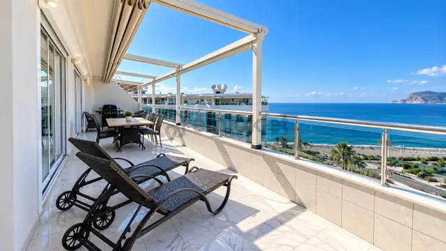 Alanya'nın En İyi 3+1 Satılık Penthouse Ful Deniz Ve Kale Manzaralı