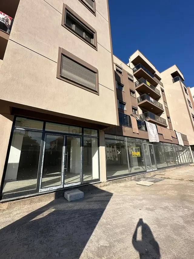 Harmandalı Merkezinde Sıfır 510 M² Kiralık Dükkan