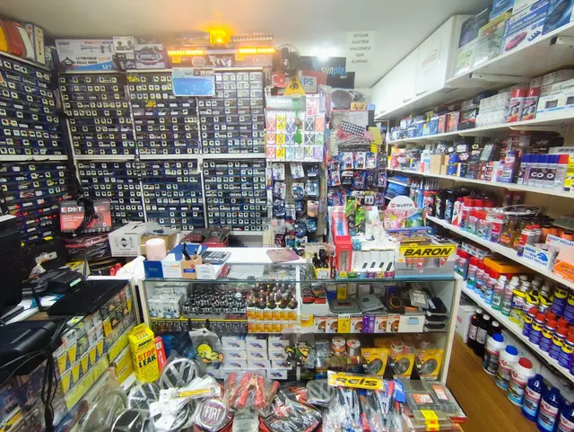 Mertcan'dan Esentepe Mah 50m2 Devren Kiralık Oto Yedek Parça 1