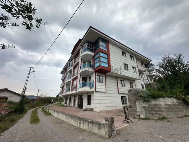Bilgin Emlaktan Merkezde Uygun Fiyatlı Şehir Manzaralı 2+1 Satılık Daire 1