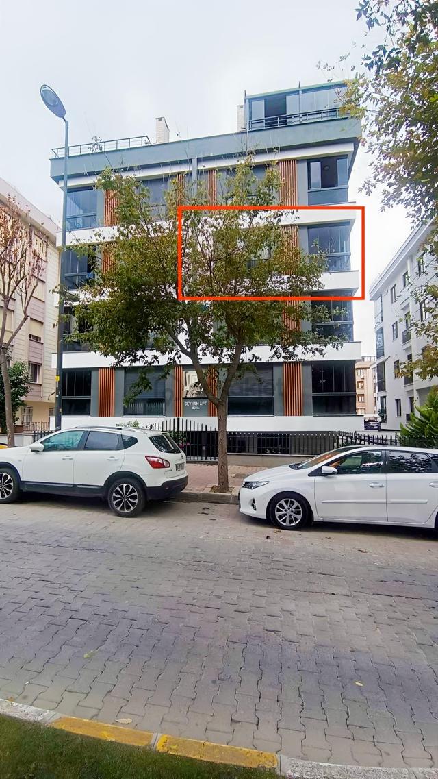 Bahçelievler 500.bulvar Üzerinde Özel Tasarımlı 3+1satılık Daire