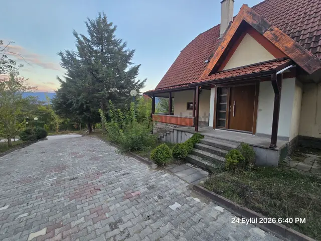 Fırsat 3+1 Villa Boluya 10 Dk Avdan Köyünde 875m2 Site İçinde 1