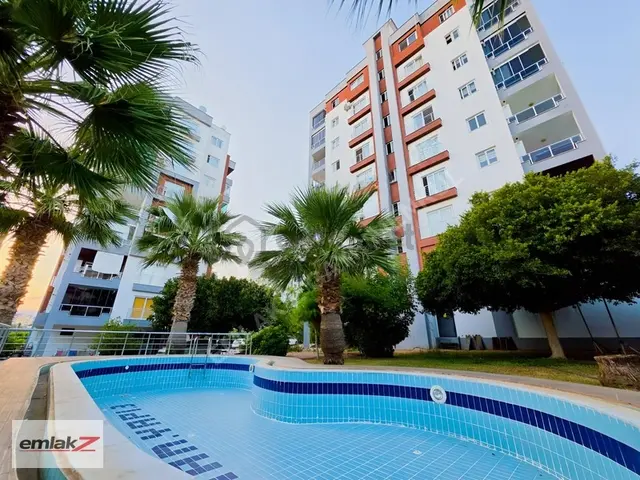 Emlak Z 'den 乂 Havuzlu, Doğalgazlı, Site İçi 3+1 Satılık Daire