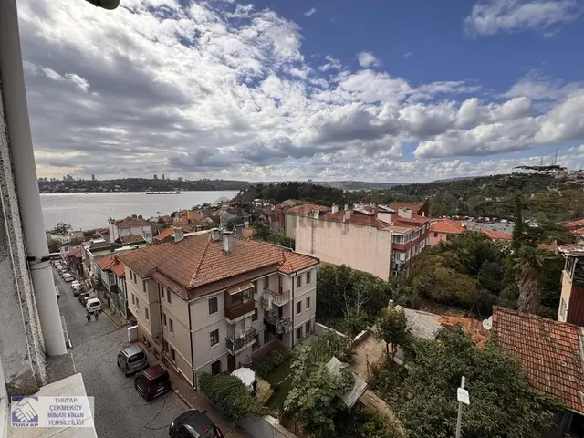 Beykoz Yalıköyde Balkonlu Deniz Manzaralı 2+1 Daire 1