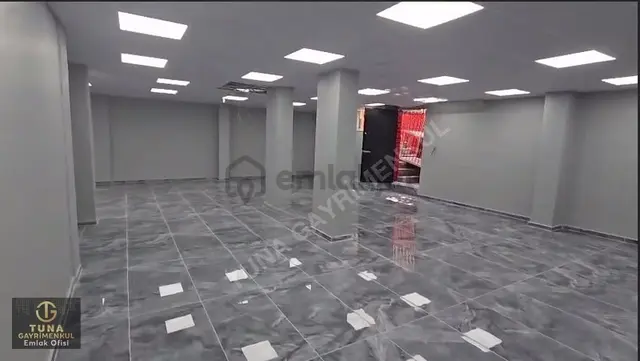 Bağcılar Barbaros Mahallesinde Satılık 2 Katlı 300m2 İşyeri 1