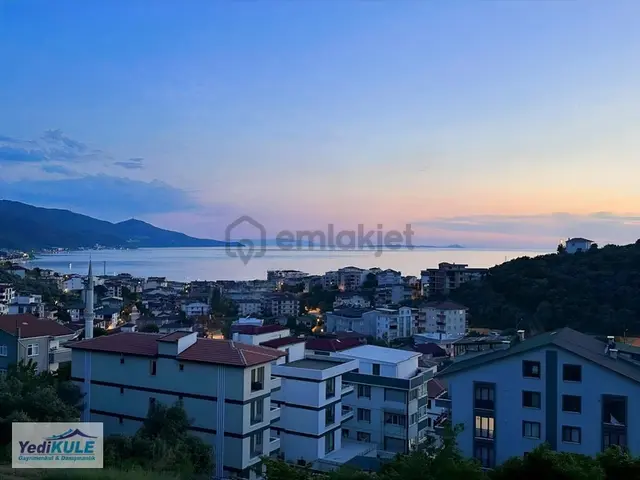 *muhteşem* Emsalsiz Manzara İmarlı Köşe Parsel Takasa Açık. 1