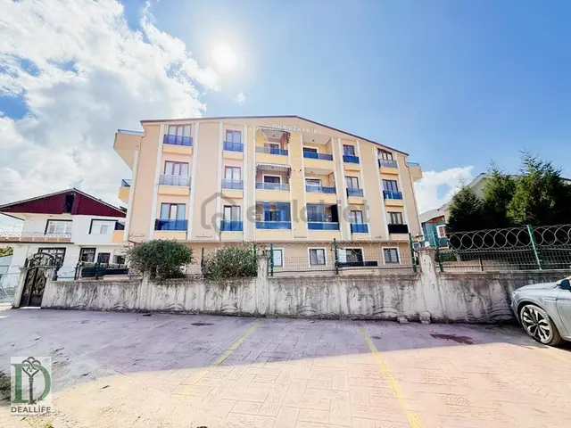 Deallife'den,170 M2 4+1 Çatı Dubleks Daire