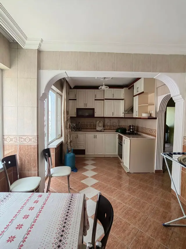 Nasreddinden 24 Ağustos Bulvarı Üzeri Satılık Bakımlı Daire 1
