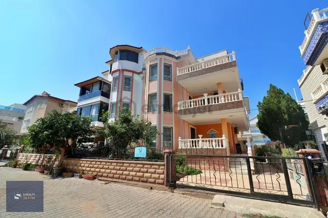 Çamlık Mahallesinde 8 Kişinin Kullanmasına Uygun Kiralık Villa 1
