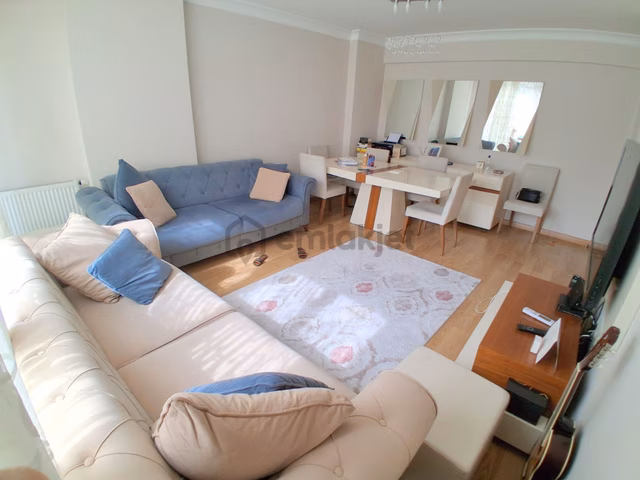 Mertcan'dan Ary Efedra Sitesi İçinde Balkonlu Geniş Ferah 2+1 1