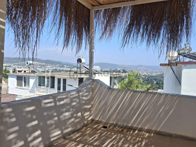 Bodrum Bitez Yalı Sitesi Kiralık Deniz Manzaralı Villa 1