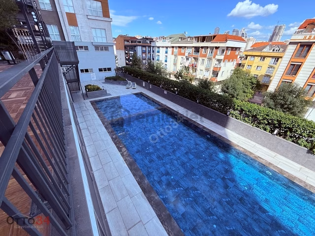 Gülpark Yaşam Kiralık 2+1 Boyalı Boş Havuz Ve Deniz Manzaralı