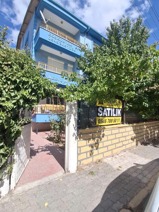 Aydınlık'da Satlık 4+1 Geniş Daire