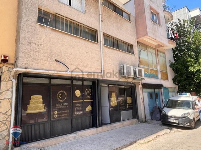 30 Buca'da Kıracılı 130 M2 Satılık Dükkan 1