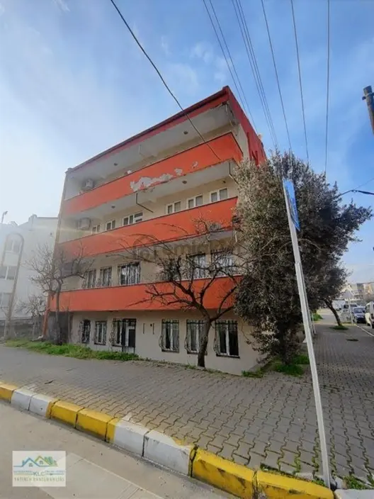 Klc' Den Paşalanında Satılık Bina 1