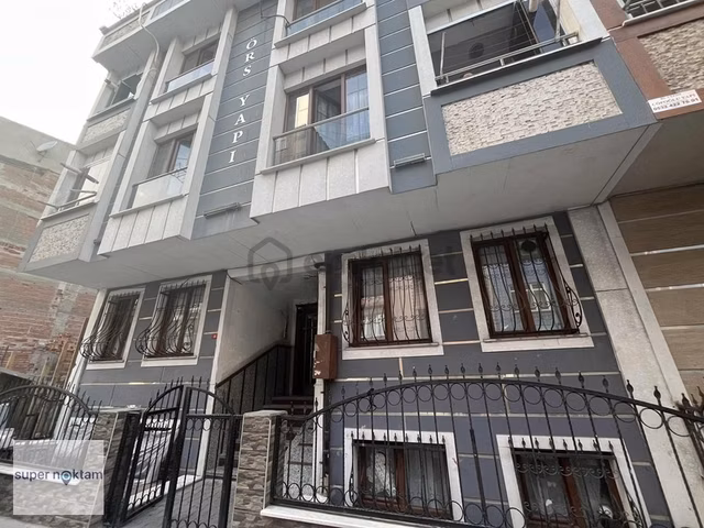 Süper Noktam'dan Acil Satılık Kat Mülkiyetli 1+1 Bahçe Kat Daire