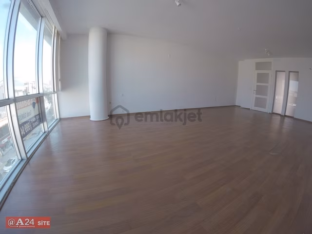 Narlıderede Kiralık Lüx Büro Ofis İşyeri 81m² Ana Caddede Klima 1