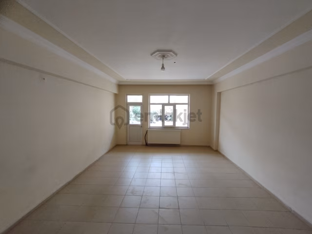 Alihan G.m.den Rüstempaşa Mah.de Ara Kat 3+1 Kiralık Daire 1