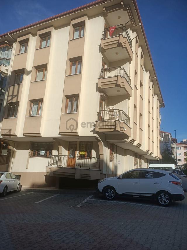 Isparta Merkez İstiklal Mahallesi’nde Satılık 2+1 Daire