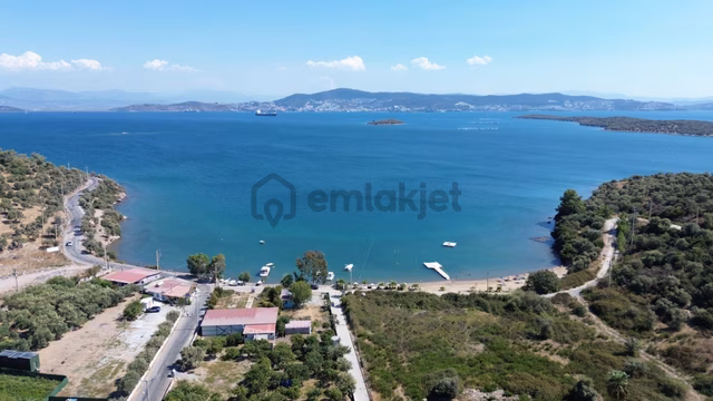 Kıyıkışlacık'ta Havuzlu Sitede Deniz Manzaralı 3+1 Dubleks Villa 1