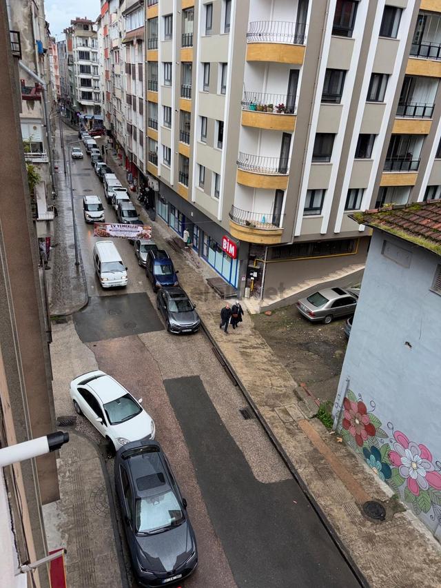 Mustafakemalpaşa Mahallesinde 2+1 Satılık Daire 1