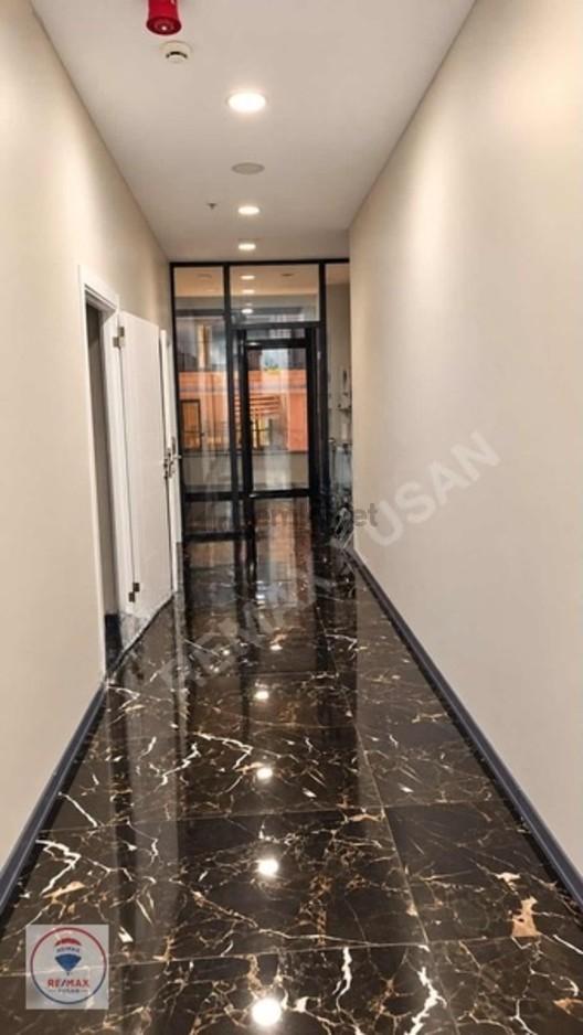 Remax Yusandan Viaport Venezia 3+1 Ofis 1