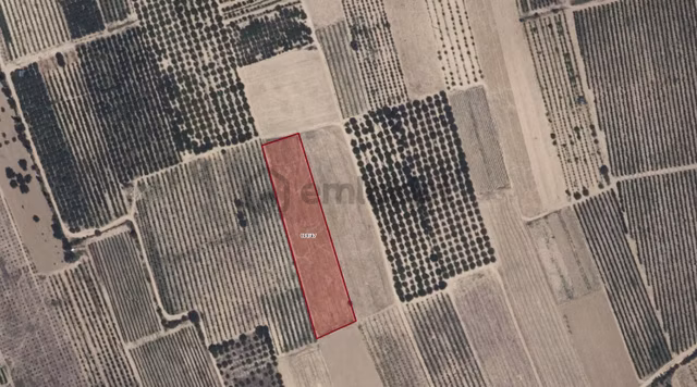 Yalvaç İlçesin'de Aşağıkaşıkara Köyün'de 7983m2 Satılık Tarla