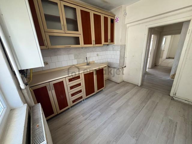 Çelik'ten Sincan Mareşal'de 3+1 Ara Kat Mükemmel Konum 115m² Kiralık Daire 1