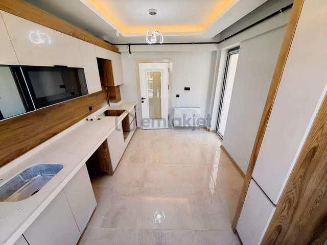 Fiyci Yatırım Çok Geniş 2+1 Ultra Lüks Daire 1