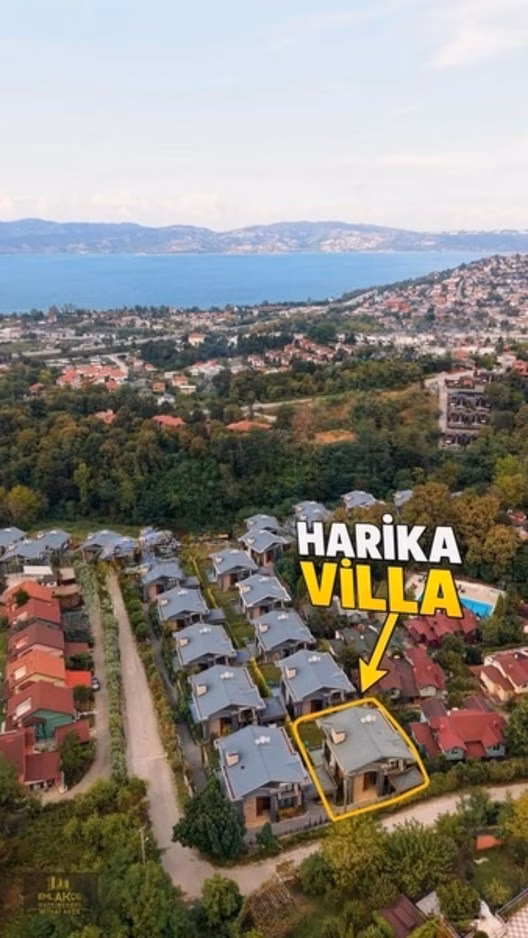 Emlakçe G Y M' Den Sapanca'da Satılık Villa 1